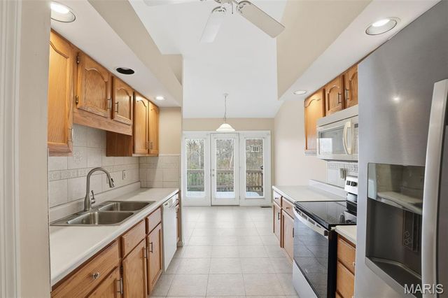 903 Palmer Court 3, Lake St Louis, MO 63367