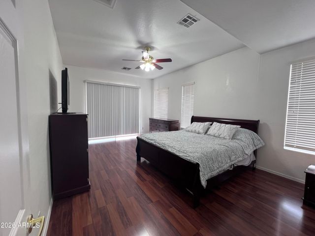 218 E SUNBURST Lane, Tempe, AZ 85284