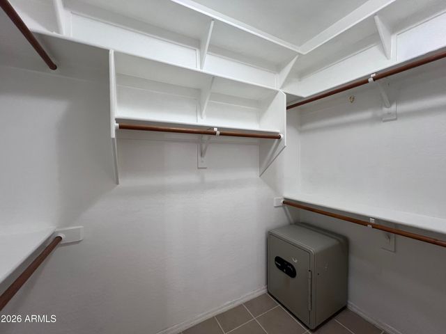 218 E SUNBURST Lane, Tempe, AZ 85284