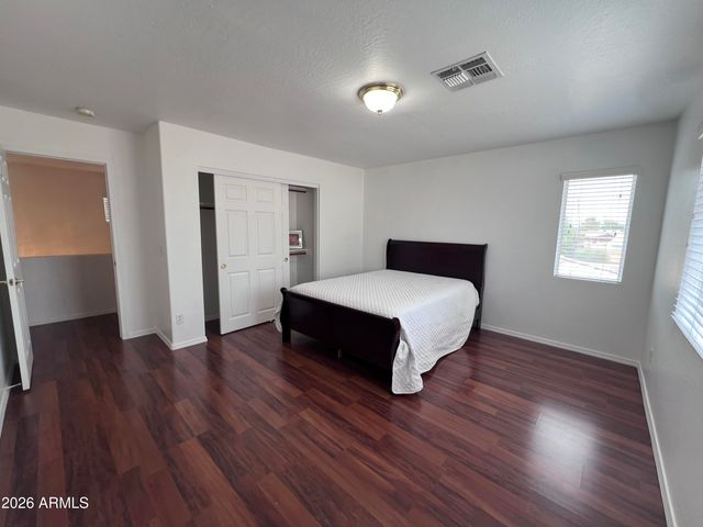 218 E SUNBURST Lane, Tempe, AZ 85284