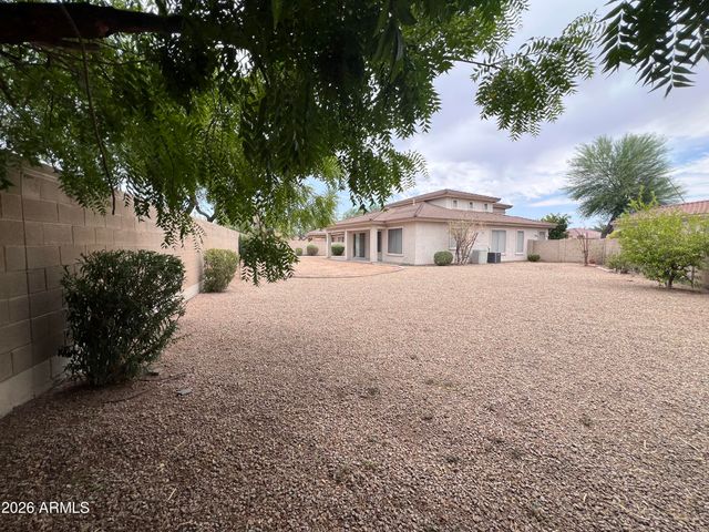 218 E SUNBURST Lane, Tempe, AZ 85284