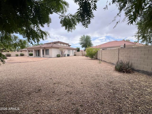 218 E SUNBURST Lane, Tempe, AZ 85284