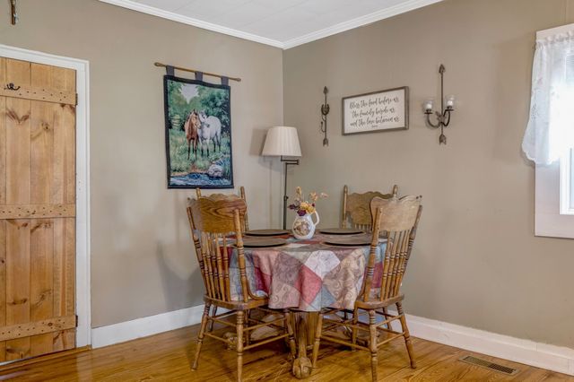 705 Spanish Grove Rd, Buena Vista, TN 38318