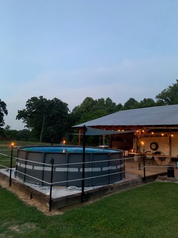 705 Spanish Grove Rd, Buena Vista, TN 38318