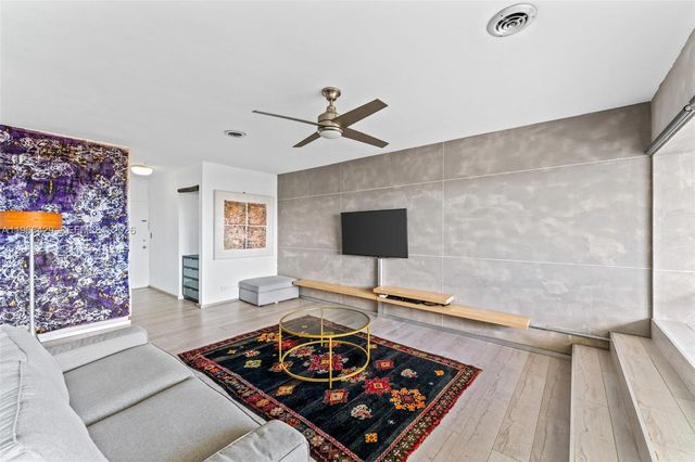 3 Island Ave A, Miami Beach, FL 33139