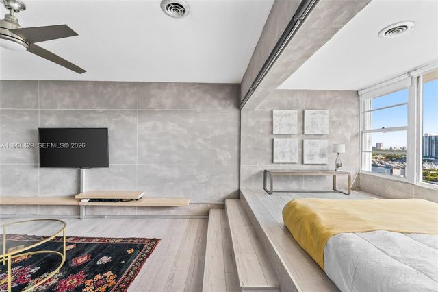 3 Island Ave A, Miami Beach, FL 33139