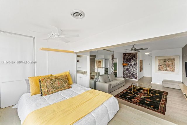 3 Island Ave A, Miami Beach, FL 33139