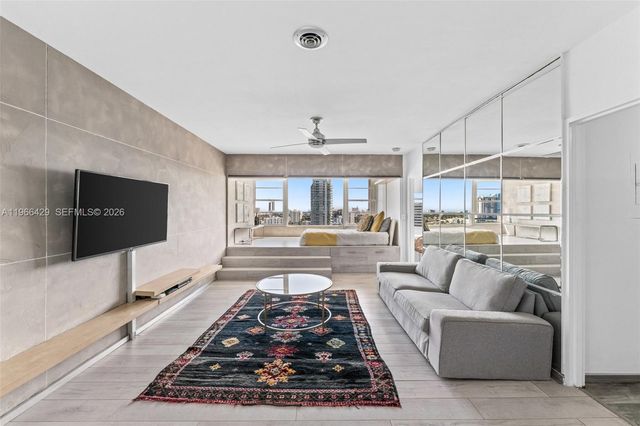 3 Island Ave A, Miami Beach, FL 33139