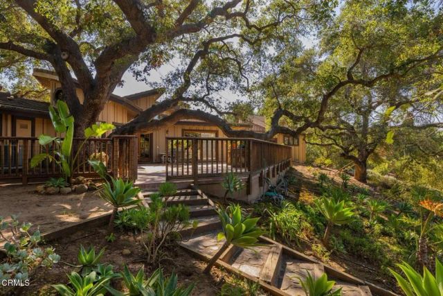 10681 Encino Drive, Oak View, CA 93022