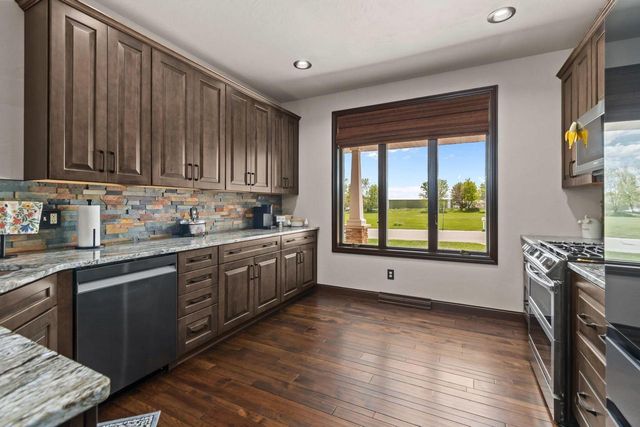 5770 W Natures LANE, Appleton, WI 54914