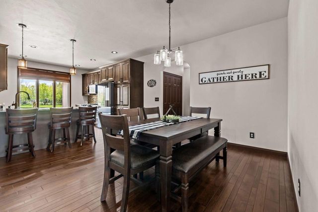 5770 W Natures LANE, Appleton, WI 54914
