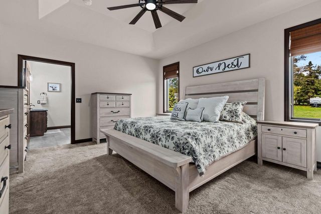 5770 W Natures LANE, Appleton, WI 54914