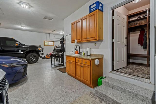 5770 W Natures LANE, Appleton, WI 54914
