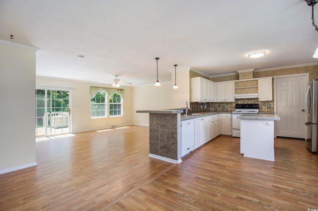 237 Wellspring Dr., Conway, SC 29526