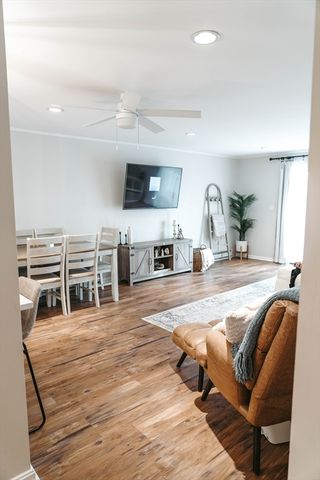 12 Summit Ave 4, Beverly, MA 01915