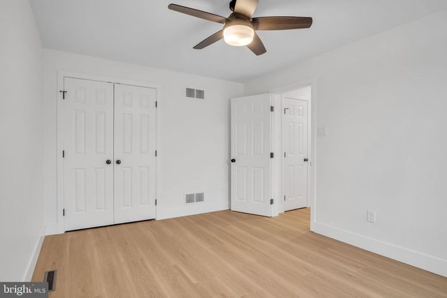 7 CRESCENT DR, New Cumberland, PA 17070