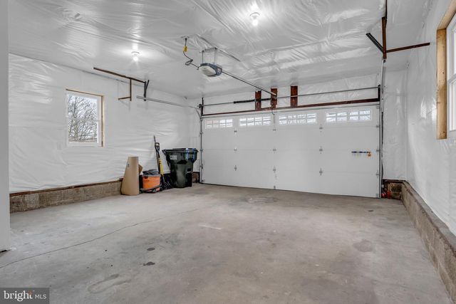 7 CRESCENT DR, New Cumberland, PA 17070