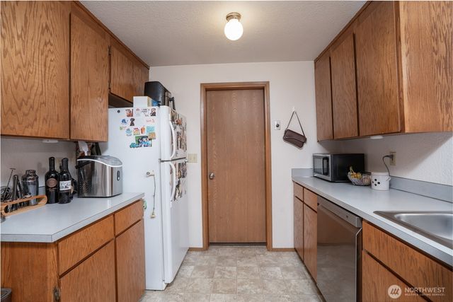 1408 103rd Street E, Tacoma, WA 98445