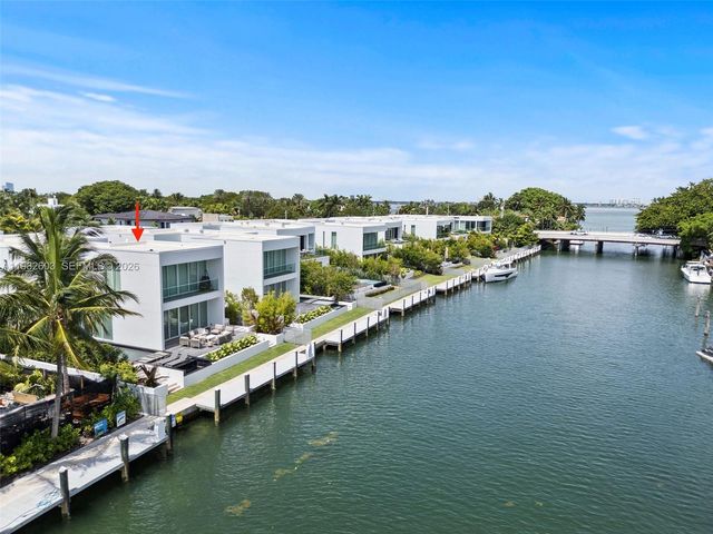 1011 W 48th St 8, Miami Beach, FL 33140