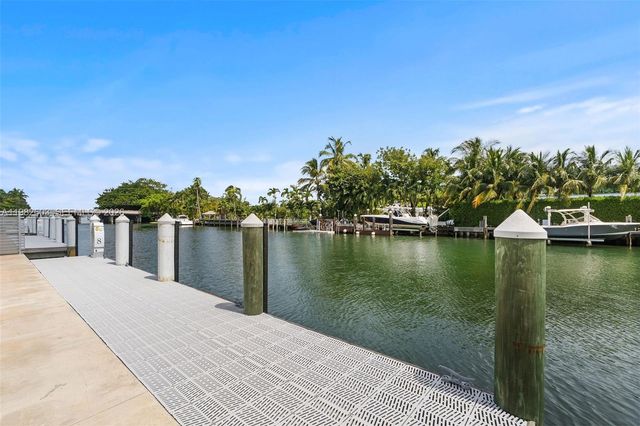 1011 W 48th St 8, Miami Beach, FL 33140