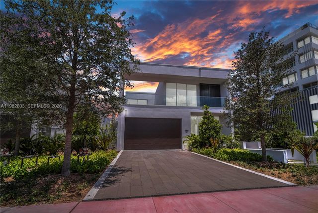 1011 W 48th St 8, Miami Beach, FL 33140