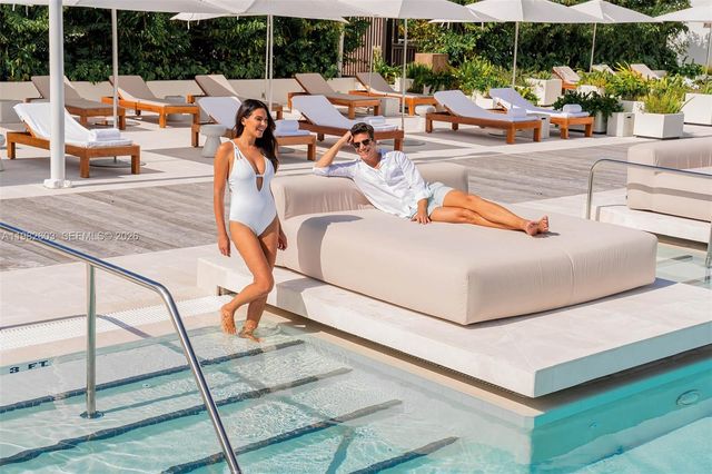 1011 W 48th St 8, Miami Beach, FL 33140