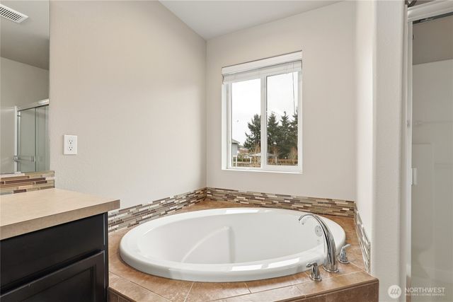 5241 52nd Way SE, Lacey, WA 98503