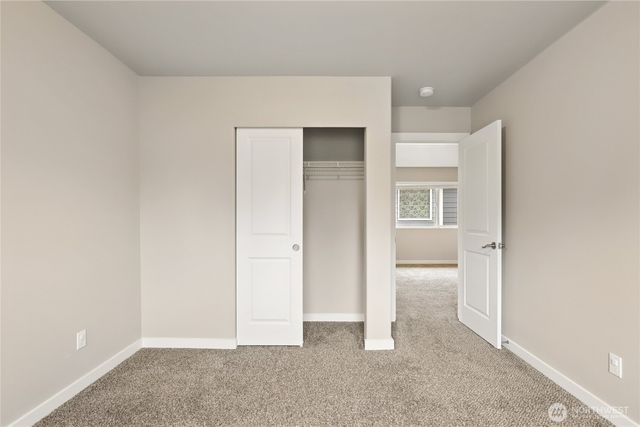 5241 52nd Way SE, Lacey, WA 98503