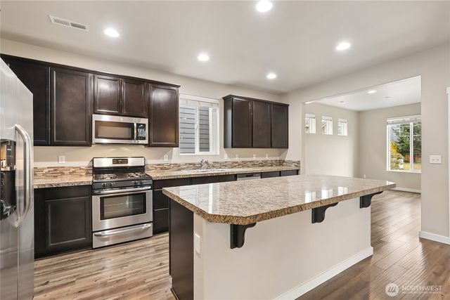 5241 52nd Way SE, Lacey, WA 98503