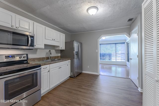 9264 NORFOLK Boulevard, Jacksonville, FL 32208