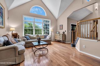 16 Arrowhead Way, Millstone, NJ 08535