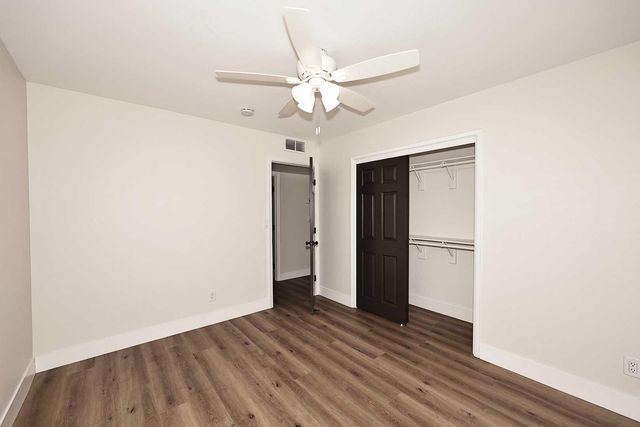 10537 W La Jolla Drive, Sun City, AZ 85351