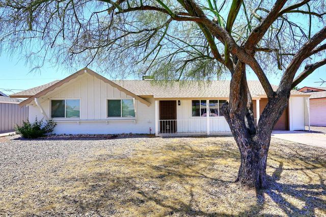 10537 W La Jolla Drive, Sun City, AZ 85351