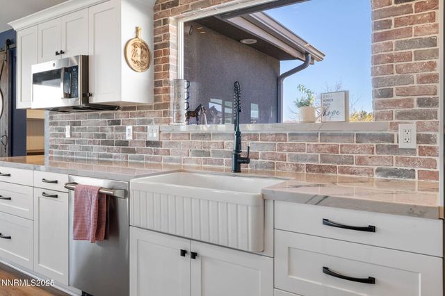 8495 Eaglenest Road, Sparks, NV 89436