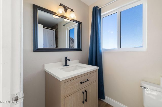 8495 Eaglenest Road, Sparks, NV 89436