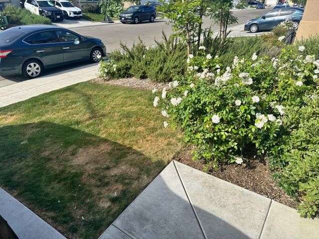 6622 E Berkeley Avenue, Fresno, CA 93727