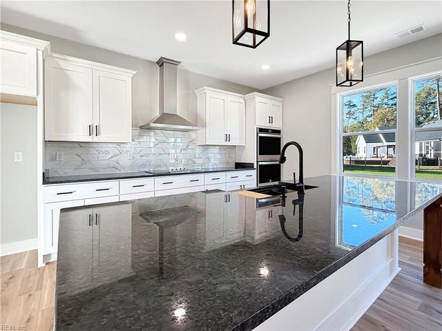 611 Small DR, Elizabeth City, NC 27909