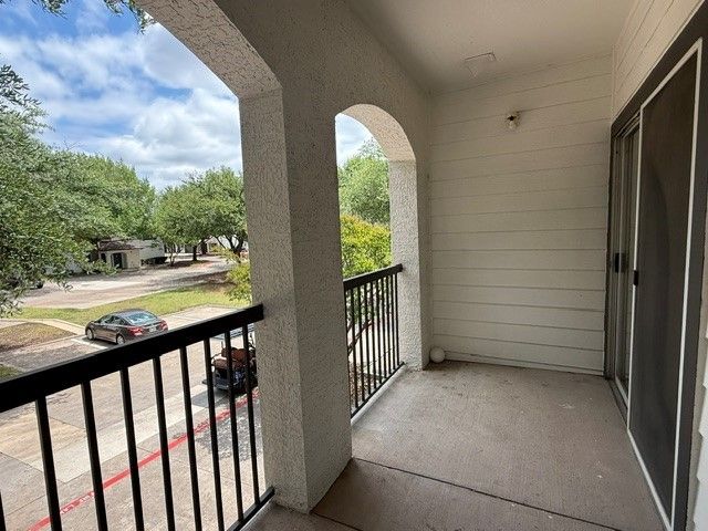2300 Kathryn Lane 2124, Plano, TX 75025