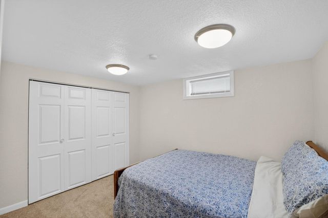 818 Home Park Boulevard, Waterloo, IA 50701
