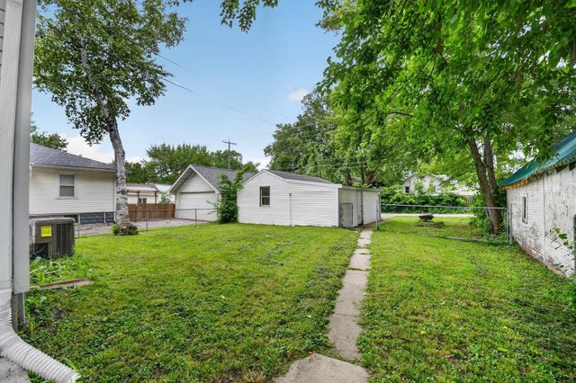 818 Home Park Boulevard, Waterloo, IA 50701