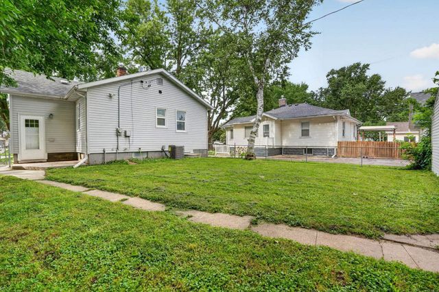 818 Home Park Boulevard, Waterloo, IA 50701