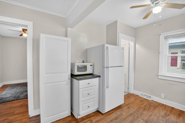 818 Home Park Boulevard, Waterloo, IA 50701