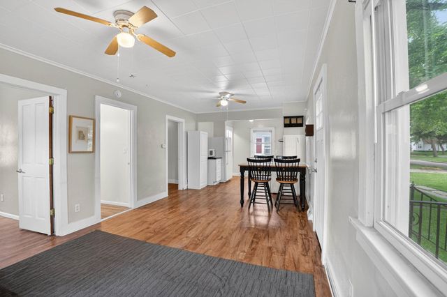818 Home Park Boulevard, Waterloo, IA 50701