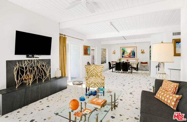 1818 N Berne Drive, Palm Springs, CA 92262