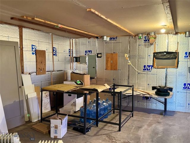 1075 Bulltail Road, Belgrade, MT 59714
