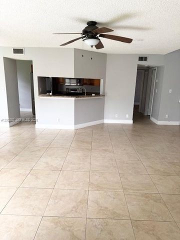 8951 W Sunrise Boulevard, Plantation, FL 33322