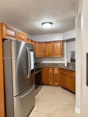 8951 W Sunrise Boulevard, Plantation, FL 33322