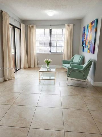 8951 W Sunrise Boulevard, Plantation, FL 33322
