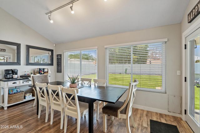 2213 W IRMA Lane, Phoenix, AZ 85027