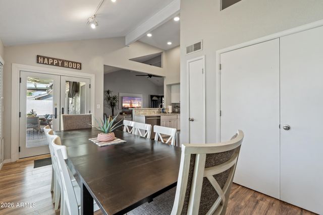 2213 W IRMA Lane, Phoenix, AZ 85027